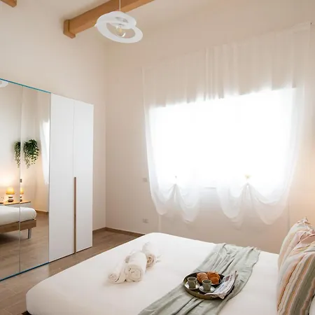 Isonzo House * Bari